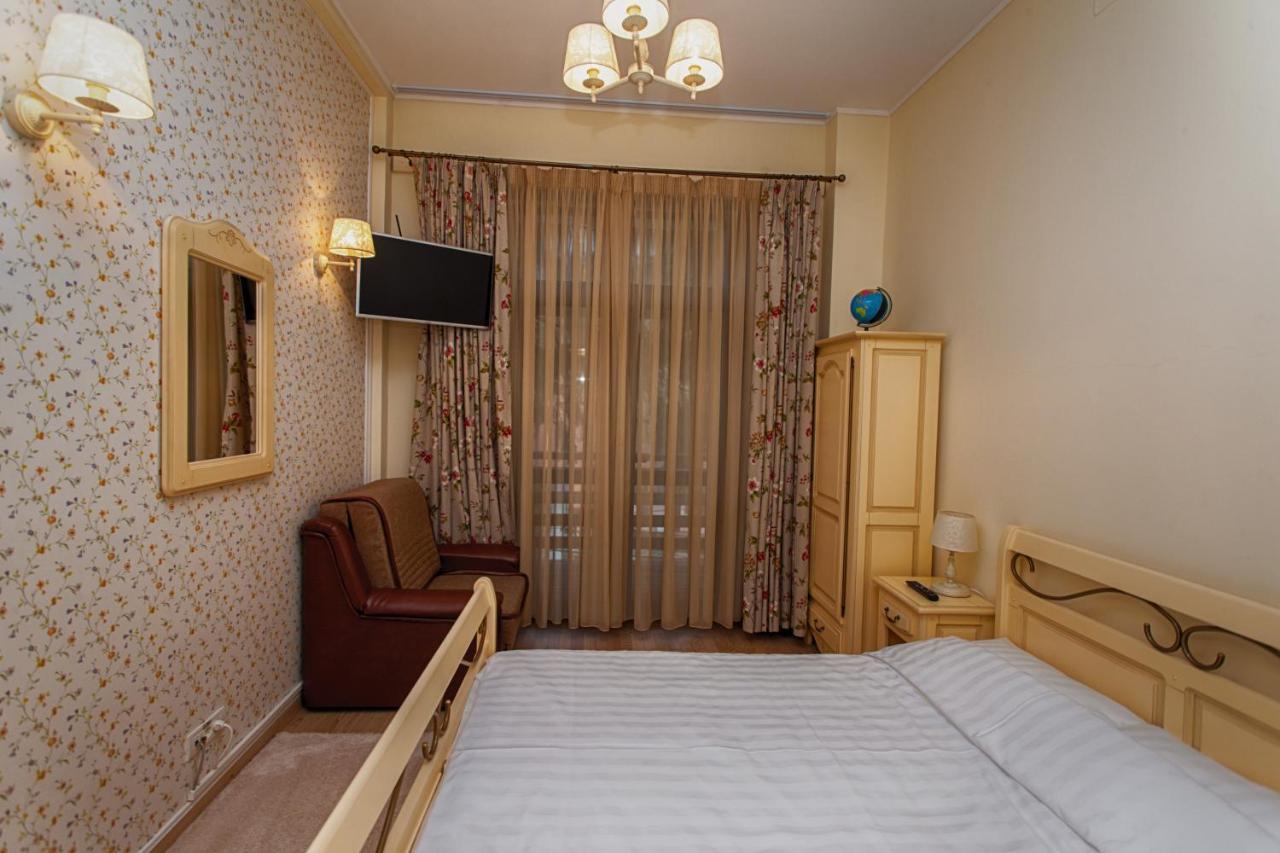 Vila Imperial Bed & Breakfast Sinaia Exterior foto